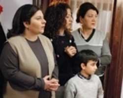 "Elde Var Hayat"... KENAN ZEYNEP'İ GELİNLİKLE GÖRÜYOR!