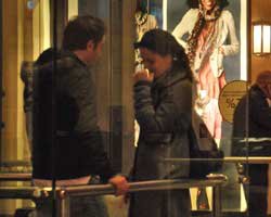 "Öyle Bir Geçer Zaman Ki"... BİR SET AŞKI DAHA!