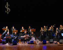 İŞ SANAT'TA BALKAN EZGİLERİ!