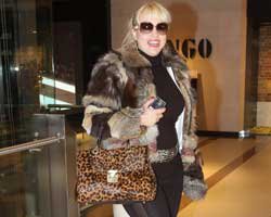 Yeliz Yeşilmen... LEOPARDAN VAZGEÇMİYOR!