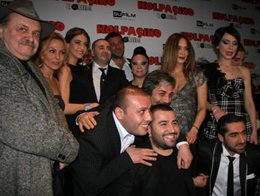 'Kolpaçino Bomba'? YAPIMCISI MAGAZİNCİ OLUNCA GALAYA ÜNLÜ YAĞDI?