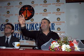 ÖZEL HABER/Şafak Sezer... HUKUKÇULARIN ELİNE DÜŞTÜ !...