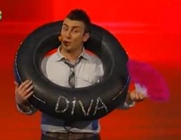 "Yetenek Sizsiniz" 2011... ŞAMPİYON, ÜNLÜLERİN TAKLİDİYLE SEFA DOĞANAY !..