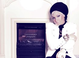 Özlem Ay? TÜRKİYE'NİN İLK TÜRBANLI POP ŞARKICISI !..