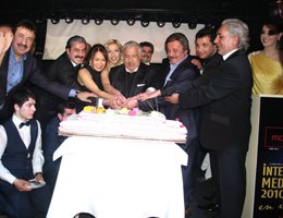 NİCE 10 YILLARA MAGAZİNCİ.COM !..