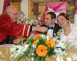 "ELDE VAR HAYAT"TA DÜĞÜN VAR !