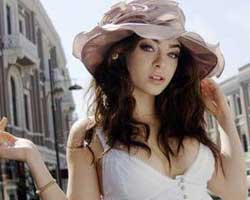 Öykü Çelik... ODASINA ERKEKLER GİRİYOR DİYE, BÜTÜN EKİP KOVULDU!