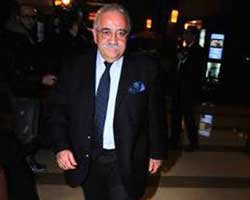 Levent Kırca... OKAN BAYÜLGEN'E ÖDÜL TEPKİSİ!