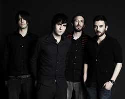 "Gece"... ZİRVEYE OYNAYAN ŞARKI  KLİPLENDİ!