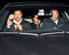 Beyaz... "EMNİYETTE"!