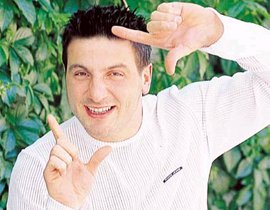 Davut Güloğlu... BU SUÇLAMANIN ALTINDAN KALKILIR GİBİ DEĞİL !..