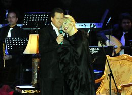 Emel Sayın-Ahmet Özhan...CEMAL REŞİT REY'DE TÜRK MÜZİĞİ MAKAMI!..