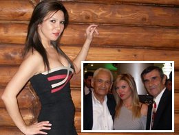 Hayal Ayça Çelikoğlu... ÜNLÜ SÖZYAZARININ KIZI OYUNCULUK YOLUNDA !