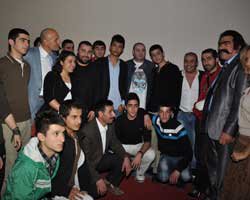 "Kolpaçino Bomba"... GENÇLERLE BULUŞTU