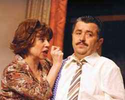 İBB Şehir Tiyatroları'nın Yeni Oyunu... TOROS CANAVAR!