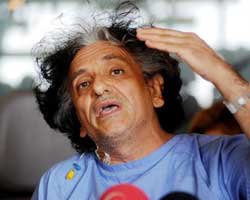 Bedri Baykam... "BAŞBAKAN'DAN GEÇMİŞ OLSUN BEKLERDİM!"