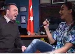 EYLEM ŞENKAL'DAN İNTERNET RÖPORTAJLARI?