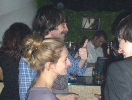 Erdal Beşikçioğlu.. "ÇAKMA" POLİS, "ÇAKMA" KABADAYI !..