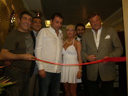 Ürkan Miras? ÜNLÜ MODACI  SAĞLIK SEKTÖRÜNDE !