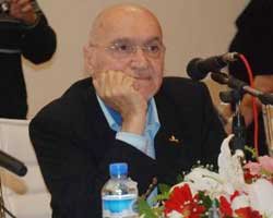 Hıncal Uluç... "SU TESTİSİ" PROTESTOSU!