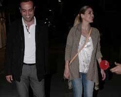 Emine Ün-Tolga Karakaş... İLİŞKİLERİ ARTIK FOTOMONTAJSIZ!