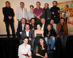 "Gişe Memuru"... ALKIŞ KIYAMET SEYİRCİYLE BULUŞTU!