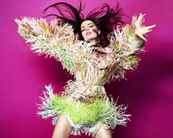 Nil Karaibrahimgil... `HAKKINDA HER ŞEYİ DUYMAK İSTİYORUM'!