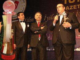 YILIN EN İYİ MAGAZİN SİTESİ:magazinkolik.com