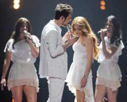 "Eurovision 2011"... AZERBAYCAN BİRİNCİ OLDU, SELAMA TÜRK BAYRAĞI İLE ÇIKTI!