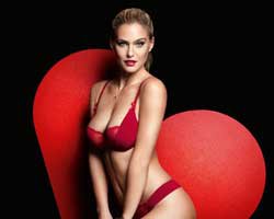 Bar Refaeli...PASSİONATA İÇİN İÇGİYİM KATALOĞU!...