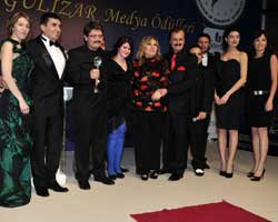 "Elde Var Hayat"... TRT 1'İN HAKLI GURURU OLDU!