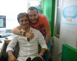 HANGİ ÜNLÜ ŞARKICI SEÇİMDE SANDIK GÖREVLİSİ OLACAK?