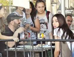 Cem Yılmaz-Cansu Dere... SAKLANMADILAR!