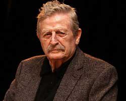 Müşfik Kenter... YOĞUN BAKIM BİLMECESİ...