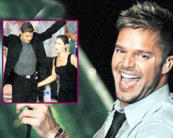 Ricky Martin... HÜLYA AVŞAR'I GÖRMEK İSTİYOR!