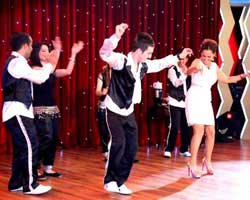 Hülya Avşar... BU DEFA KOLBASTI YAPTI!