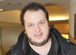 Şahan Gökbakar... "BÜTÜN GÜZEL ŞEYLER HEP 'S' İLE BAŞLAR" !..