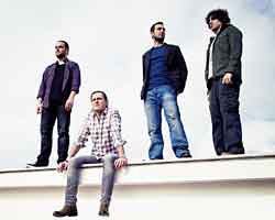 "Moral"... UMUTSUZLUĞA SÖYLENMİŞ UMUT ŞARKILARI!