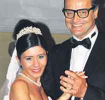 Engin Koç...SANAL AŞKIYLA EVLENDİ!