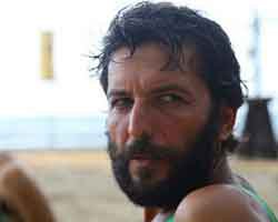 Nihat Doğan... `SİNİRDEN EVDEKİ JAPON BALIĞINI ÖLDÜRDÜM!`