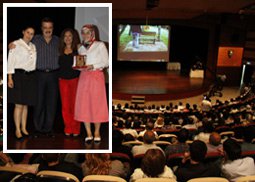 LİSELİLER YARIŞTI, ÖDÜLLERİ ÜNLÜLER VERDİ !..