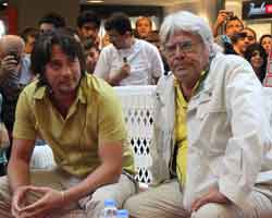 212 İstanbul Power Outlet... BABALAR GÜNÜNE ÖZEL KONUK!