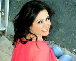 Nesrin Ersipahi... TÜRK MÜZİĞİ'NDE YENİ BİR SOLUK!