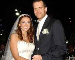 Oğuz Savaş... KIR DÜĞÜNÜYLE EVLENDİ!