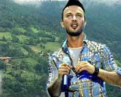 Tarkan... KÖYÜNE KÖPRÜ YAPTIRDI!