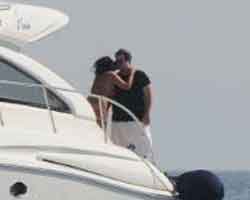 Şahan Gökbakar... ESKİ SEVGİLİSİNİN EVLİLİĞİNE AĞIR ELEŞTİRİ!