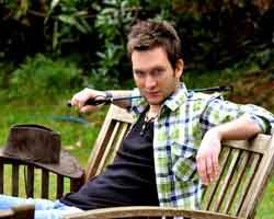 Erhan Güler... ZİRVEYİ ZORLUYOR!