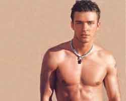 Justin Timberlake... "SEVGİLİMLE YATAKTAYKEN ANNEME YAKALANDIM!"