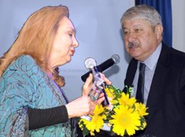 Magazinkolik özel Haber / ANTALYA ALTIN PORTAKAL'DA ÇATLAK !..