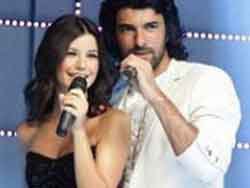 Beren Saat-Engin Akyürek... AŞK İDDİALARI HIZ KESMİYOR!